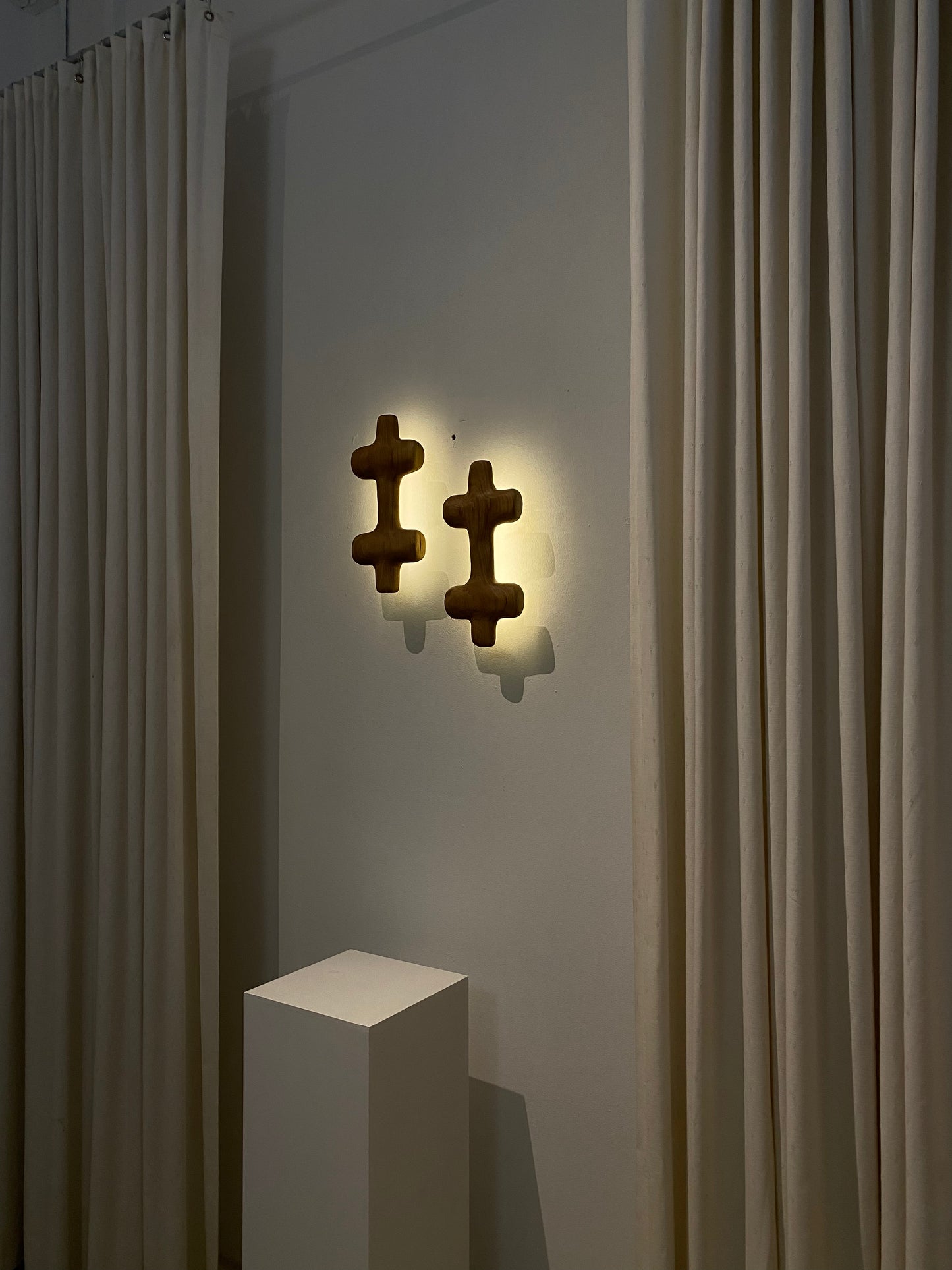 O L I O | Wall Sconce
