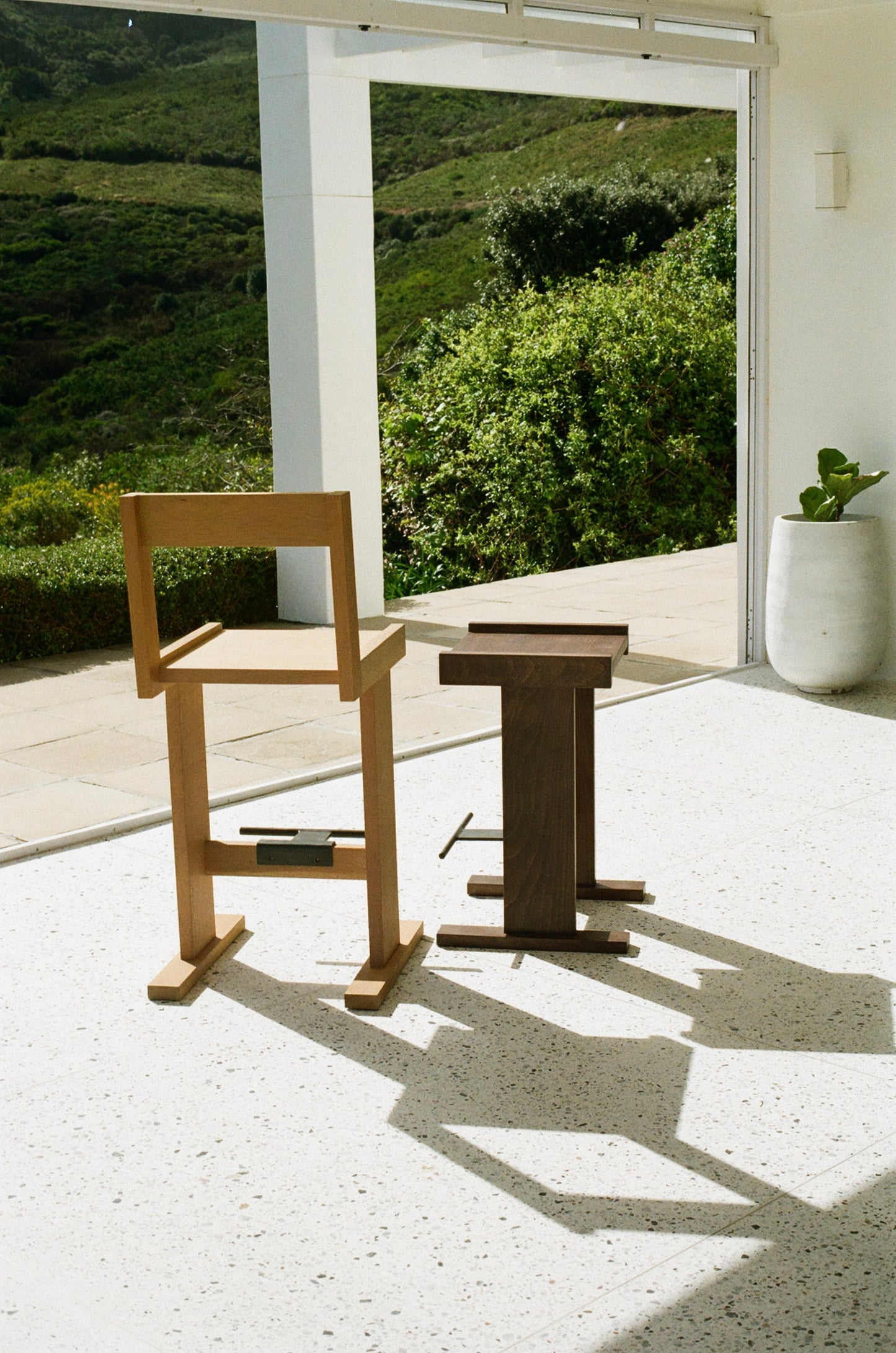 G I G I | Backless Counter Stool