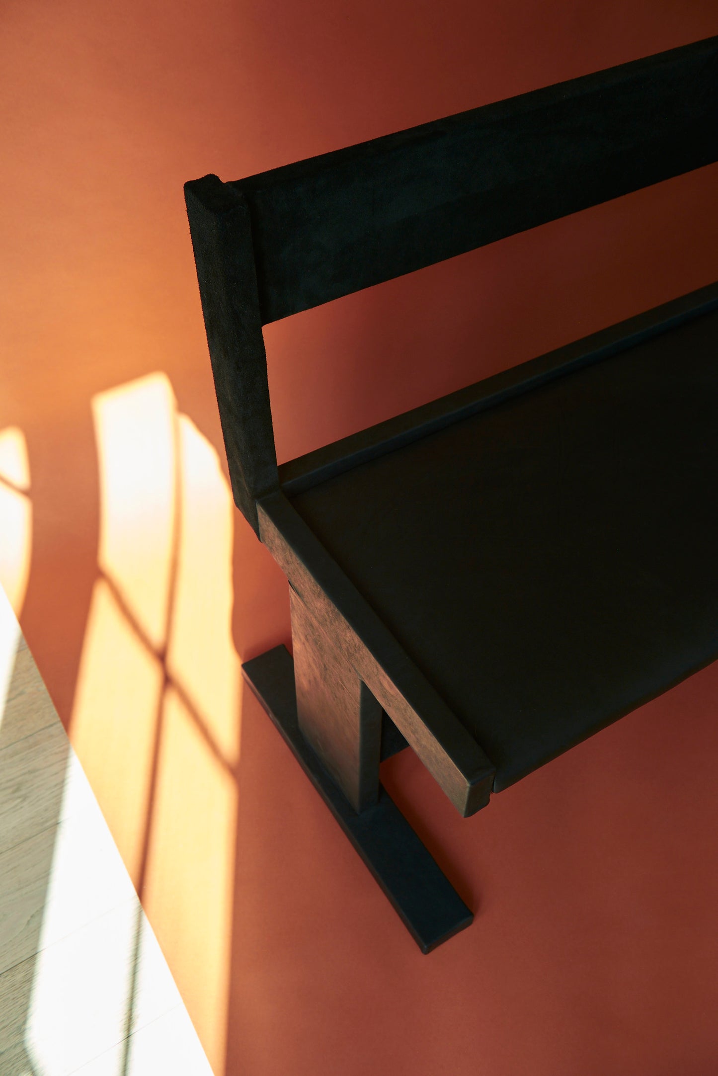 K E E V A | Bench | Limited Edition