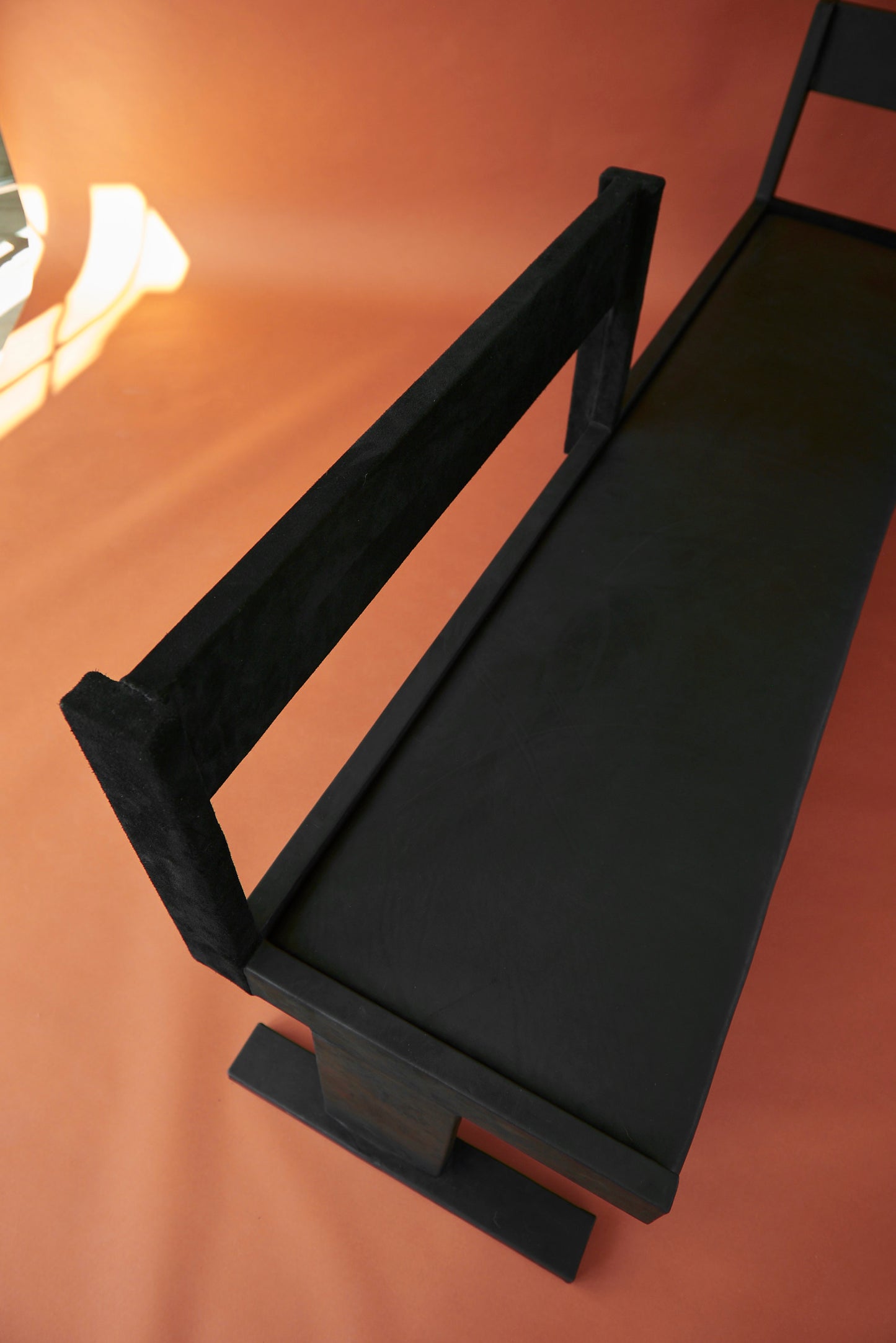 K E E V A | Bench | Limited Edition
