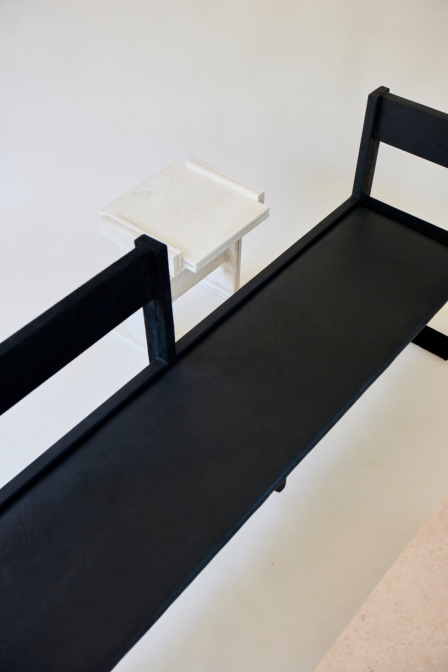 K E E V A | Bench | Limited Edition