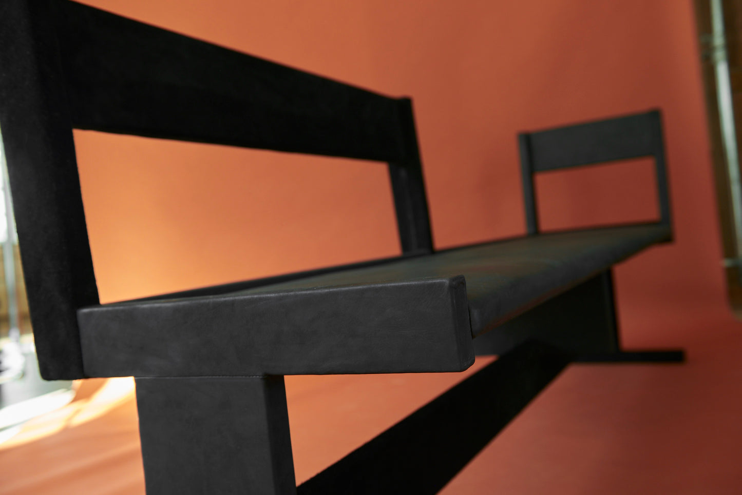 K E E V A | Bench | Limited Edition