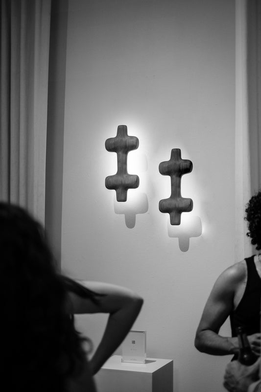 O L I O | Wall Sconce