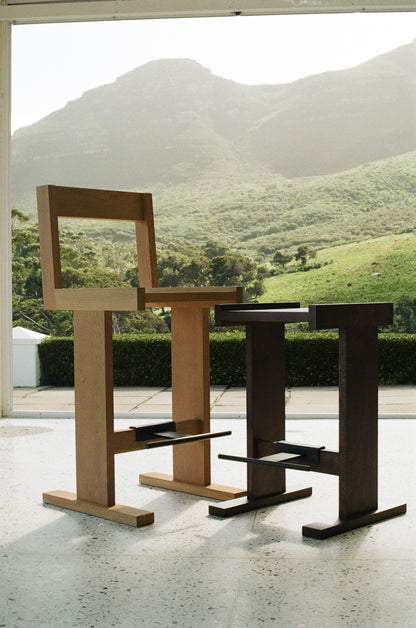 G I G I | Backless Counter Stool